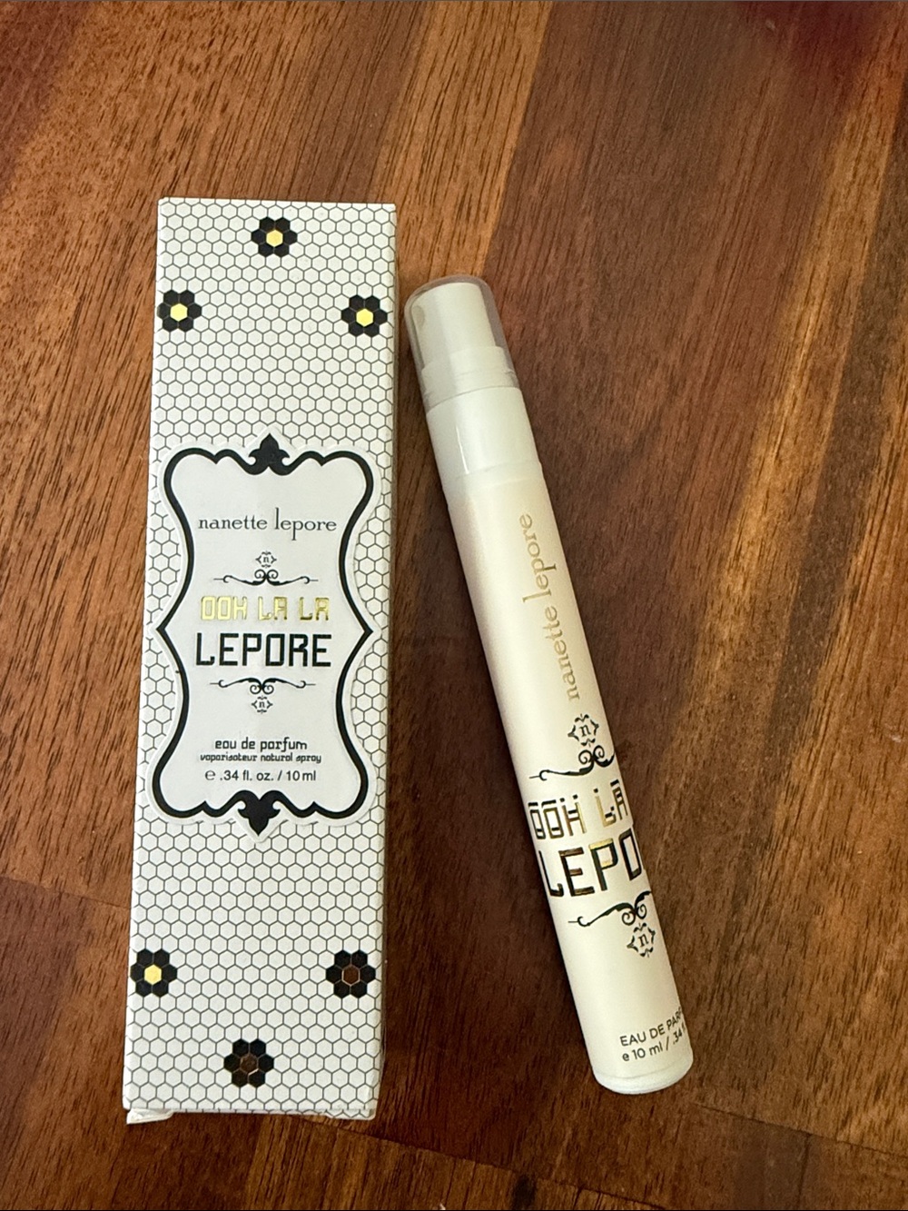🥳 7/$10!! NEW Nanette’s Lepore Ooh La La Lepore Spray in Cream and Gold Accents